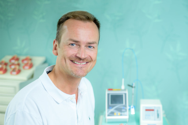 Zahnarzt Meerbusch – Nazer – Team – Dr. Schmidt-Hasemann Zahnarzt Meerbusch - Nazer - Team - Dr. Schmidt-Hasemann