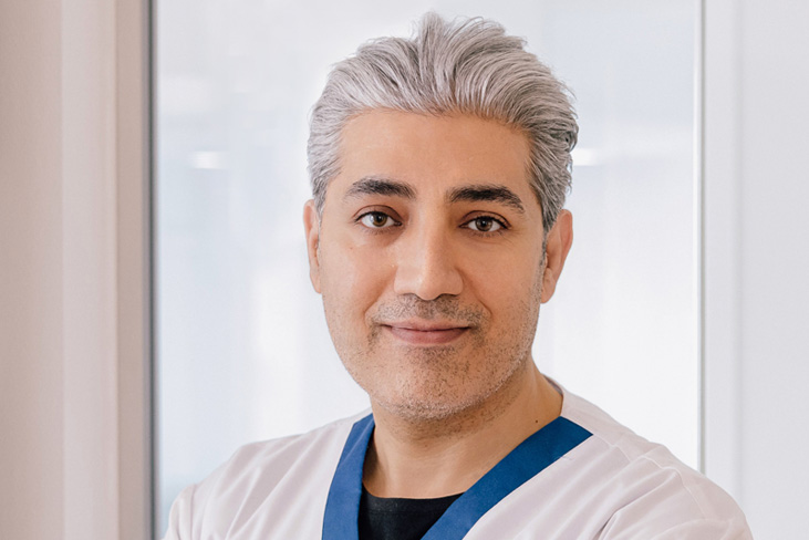 hamed-rabiei Zahnarzt Meerbusch, das Team: Portrait von zahnärztin Negin Nazer